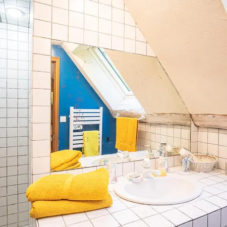 Maisonnette D Hotes Cascade Au Coeur Du Perche Pensionat 4*